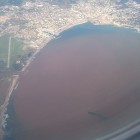 Salon du livre, Roquebrune (06). C\'était juste après une terrible tempête qui a rendu la baie de Nice toute boueuse...